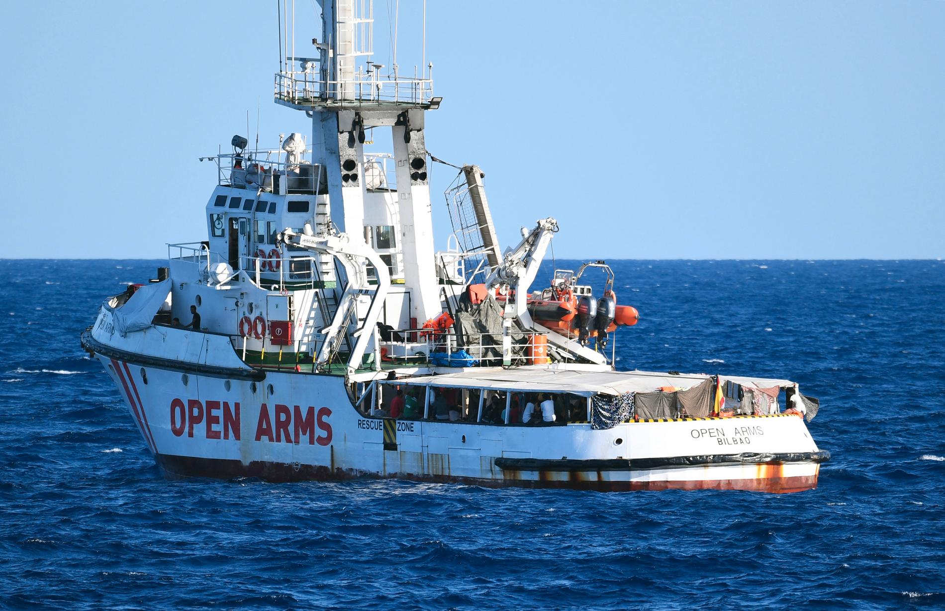 Fartyget Open Arms nekades lägga till i Italien i augusti förra året. Även där pågår en utredning mot Salvini.
