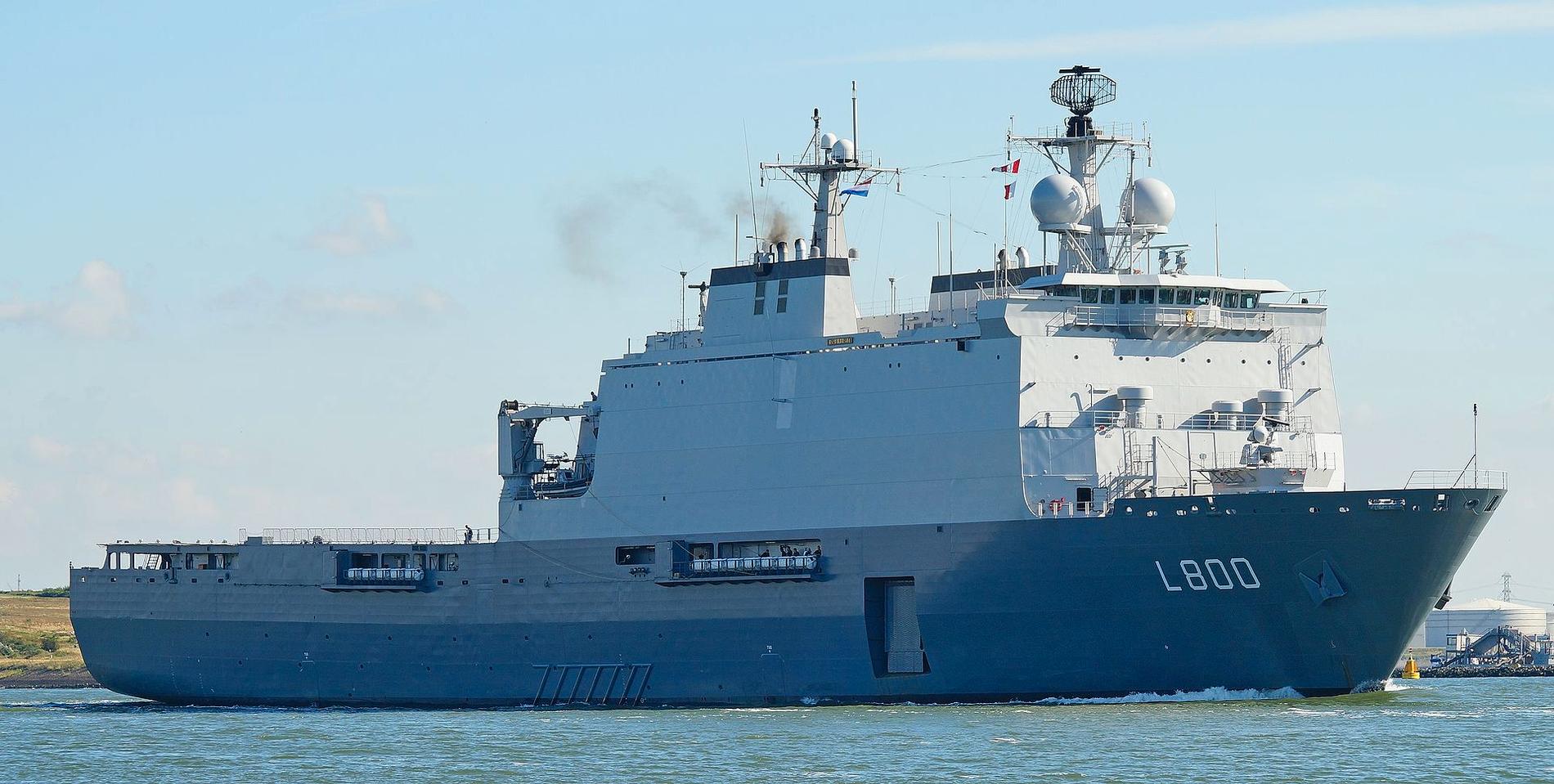 HNLMS Rotterdam är flaggskeppet i militäralliansen Natos reaktionsstyrka Standing NATO Maritime Group 1. Arkivbild.