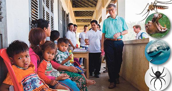 Bill Gates besöker byskolan i Pailin, Kambodja där familjer väntar på undersökta i programmet Targeted Malaria Elimination (TME) Screening Program.