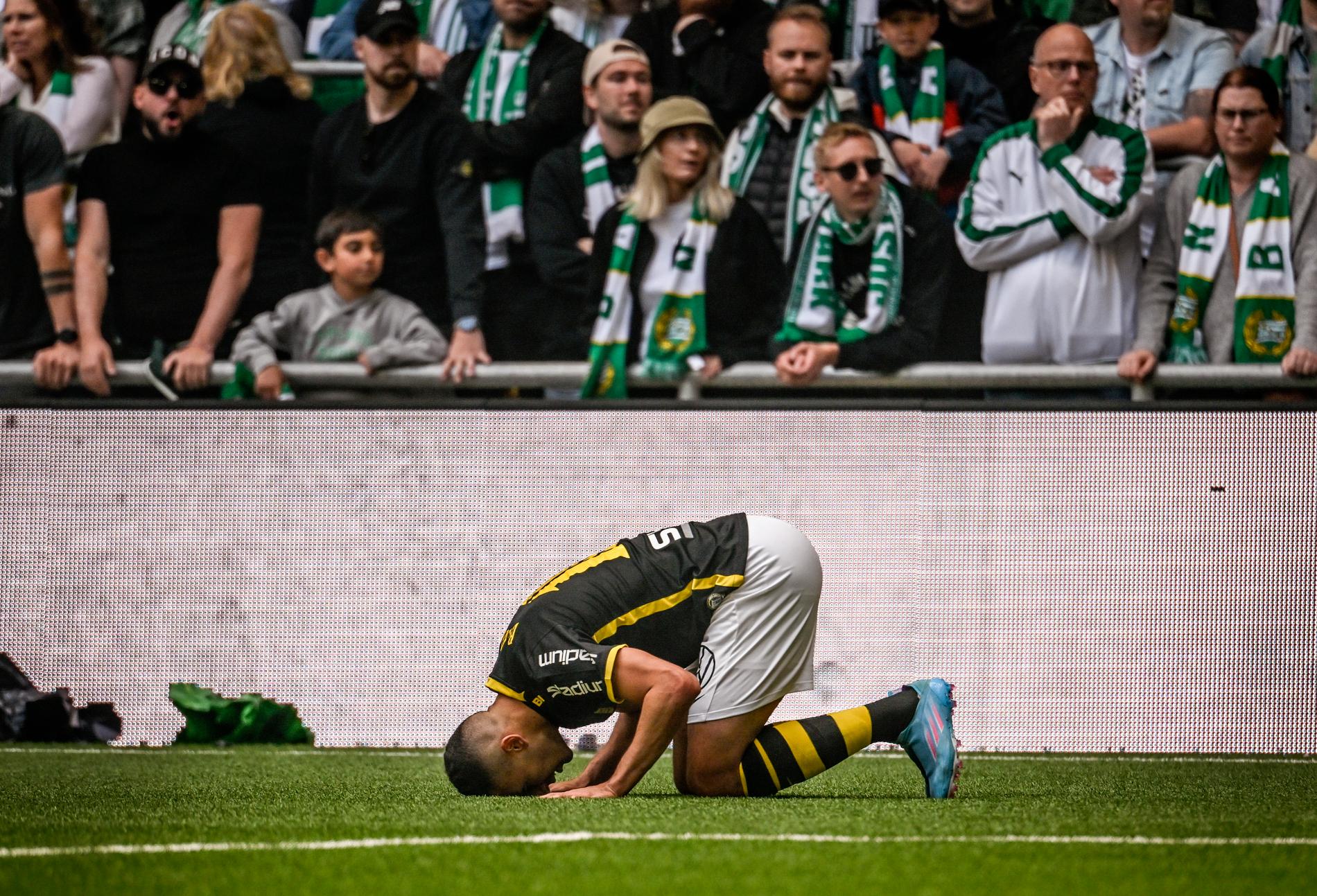 AIK:s Nabil Bahoui efter kvitteringen till 3–3 i bortaderbyt mot Hammarby.