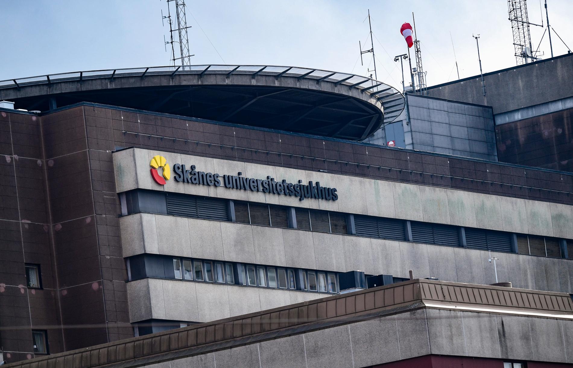 Skånes Universitetssjukhus ( SUS ) i Lund med helikopterlandningsplattan på taket. 