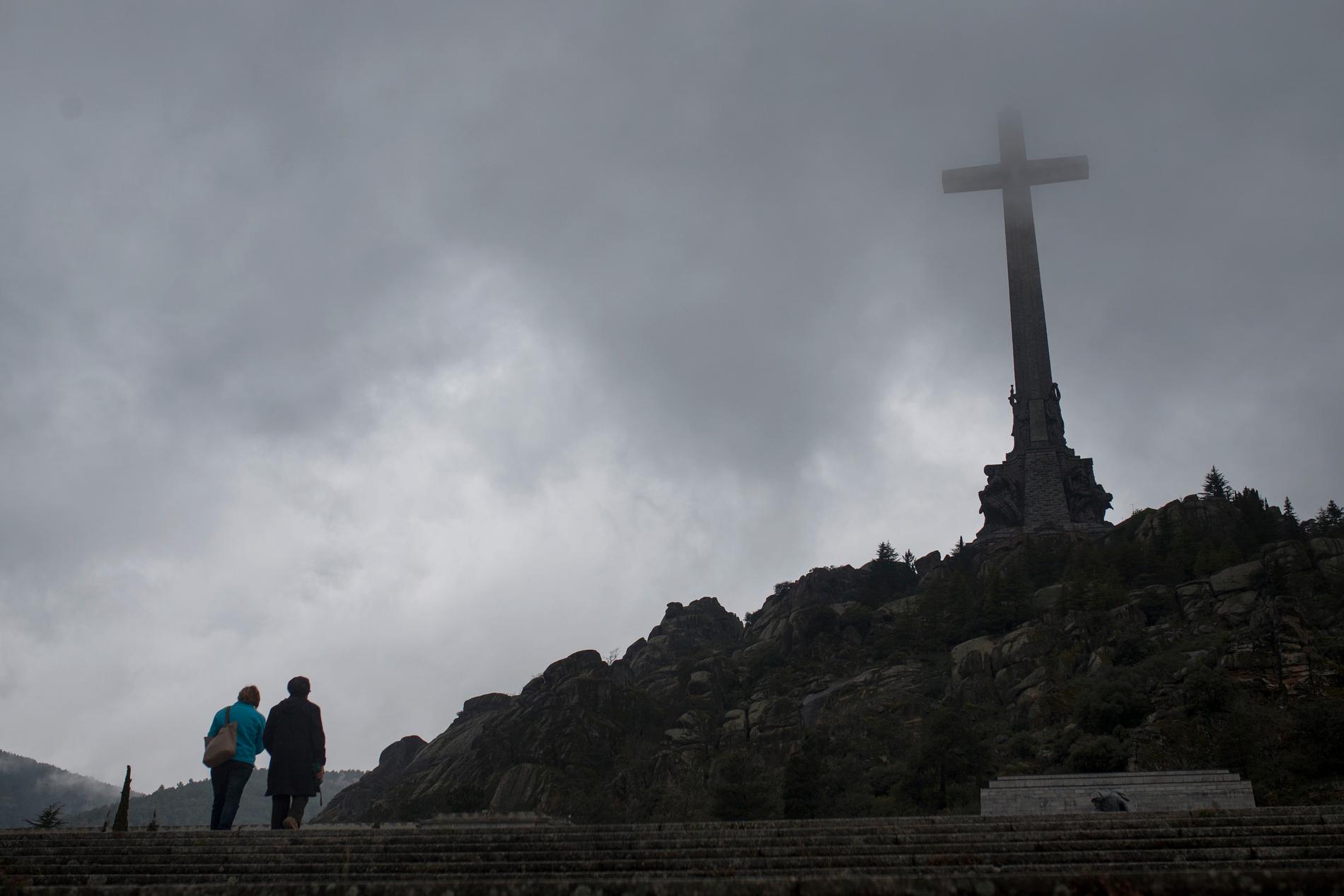 Monumentet vid De stupades dal där Spaniens forne diktator Francisco Franco ligger begravd. Arkivbild.
