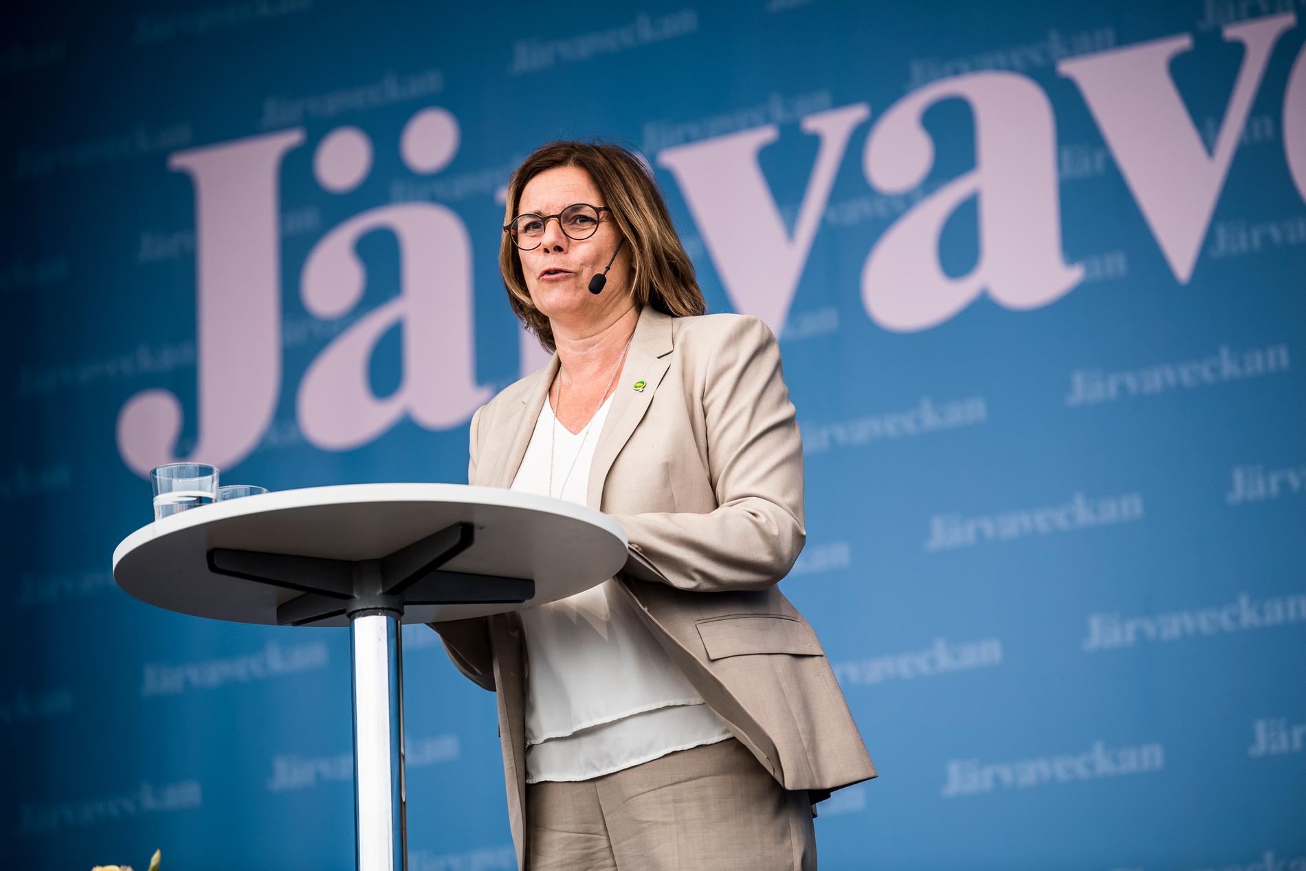 Vice statsminister Isabella Lövin (MP) talade på första dagen på Järvaveckan.