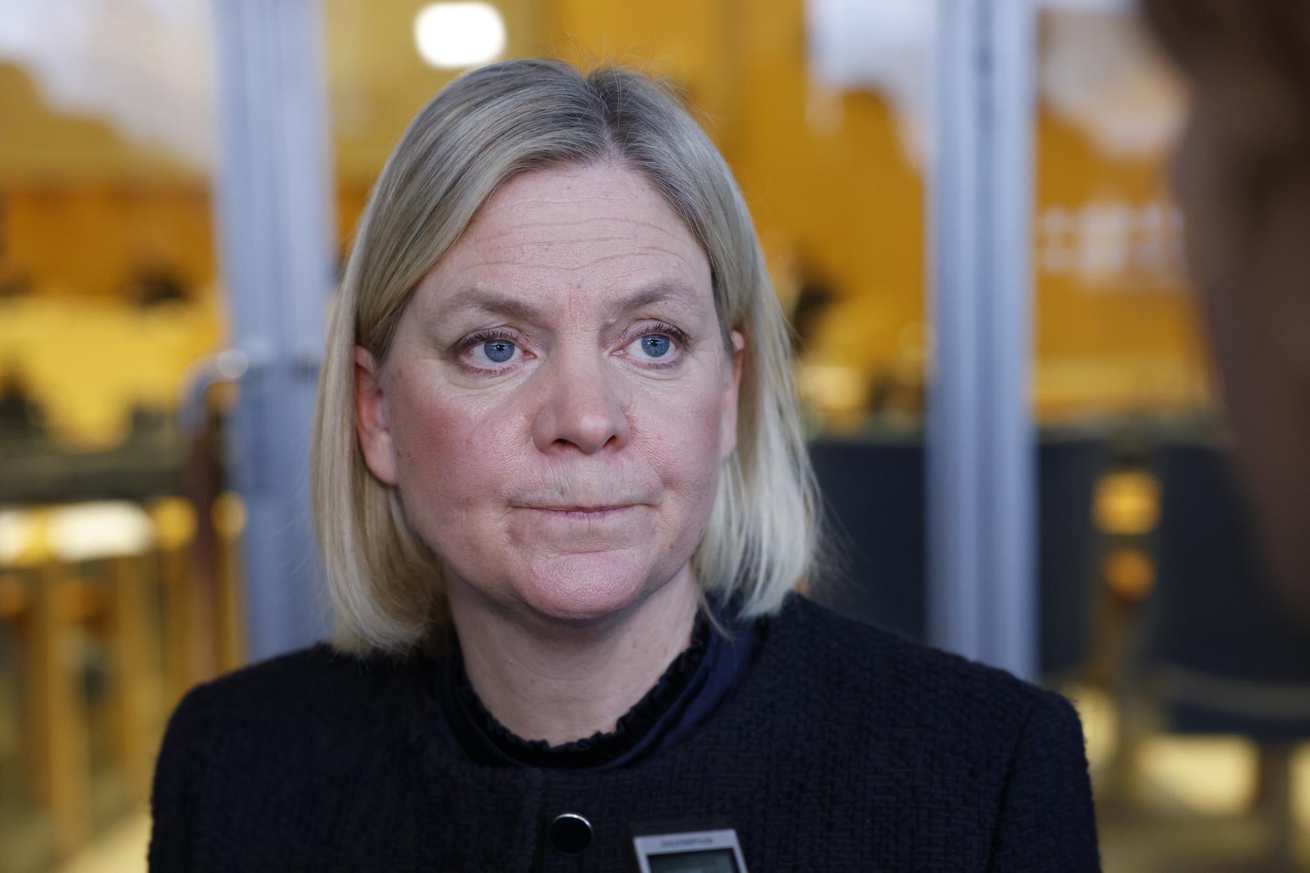Magdalena Andersson måste inte bara vädra ut i Socialdemokraternas politik. Hon behöver också förnya laget.