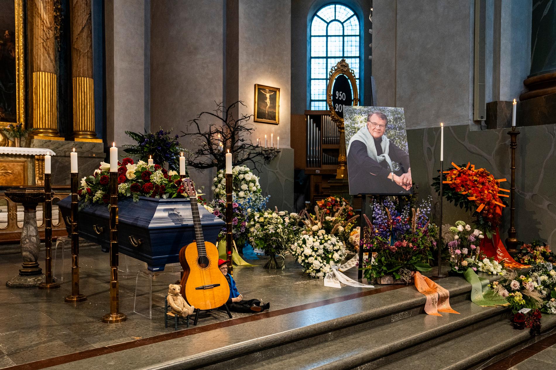 Lasse Berghagens begravning