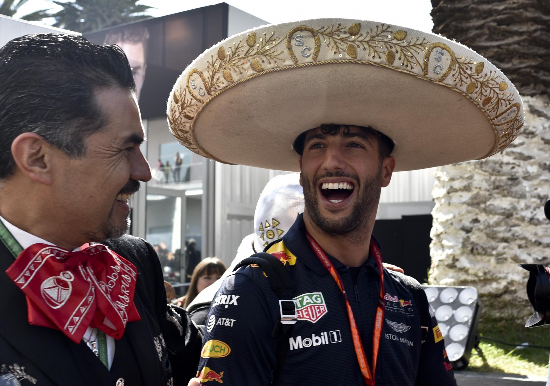  Ricciardo snabbast i Mexiko.