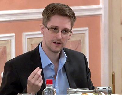 Edward Snowden, 30, under ett annat tal.