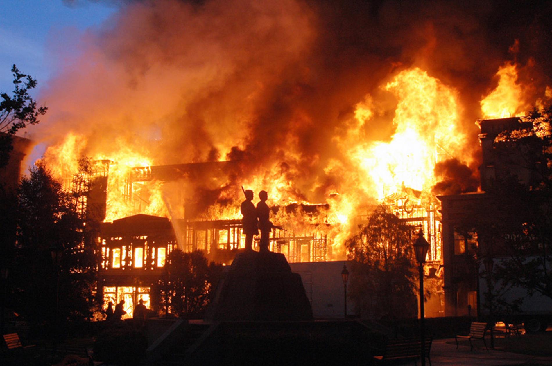 Branden på Universal 2008.