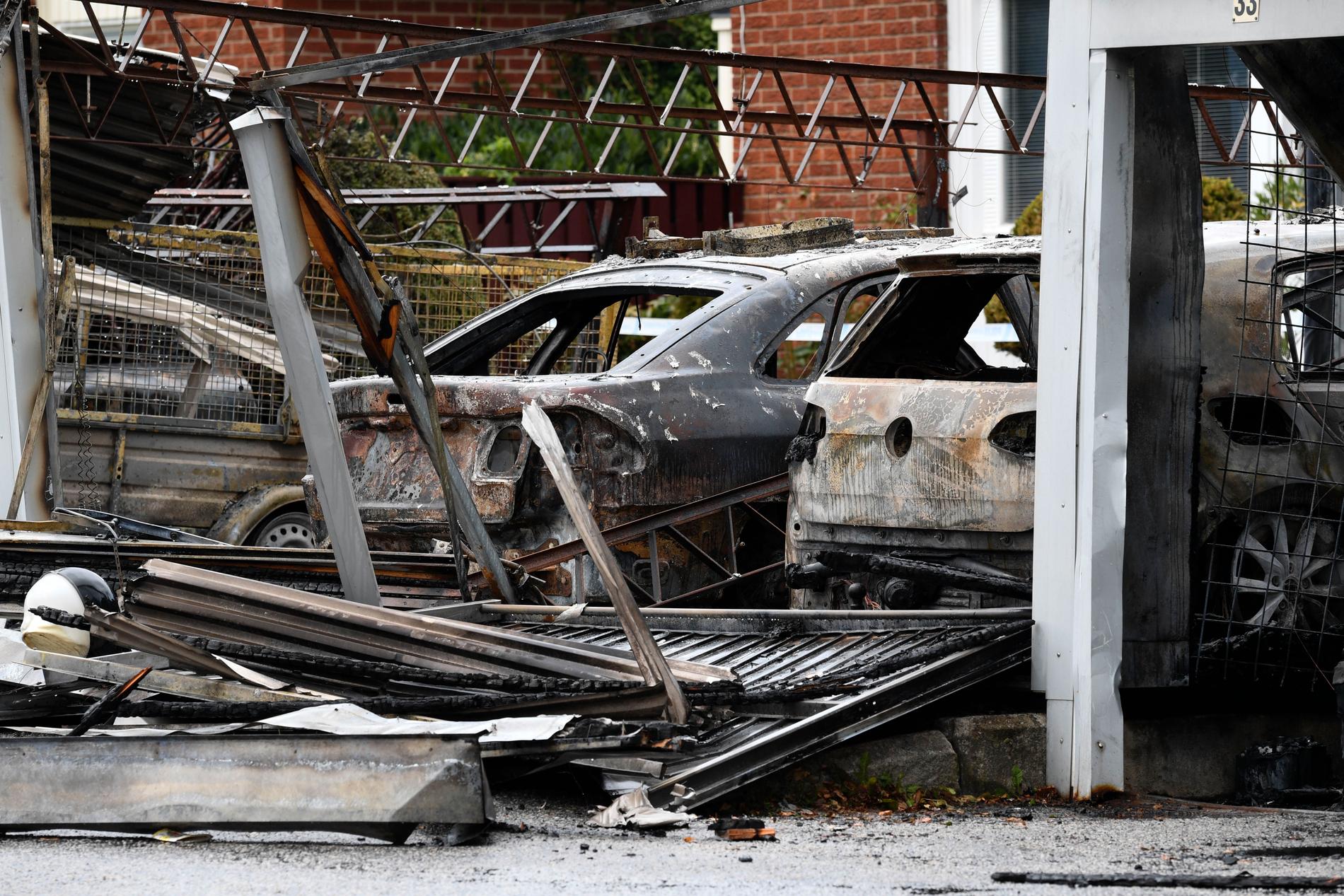 Arkivbild. Utbrända bilar anlagd bilbrand i Oxie den 27 augusti. 