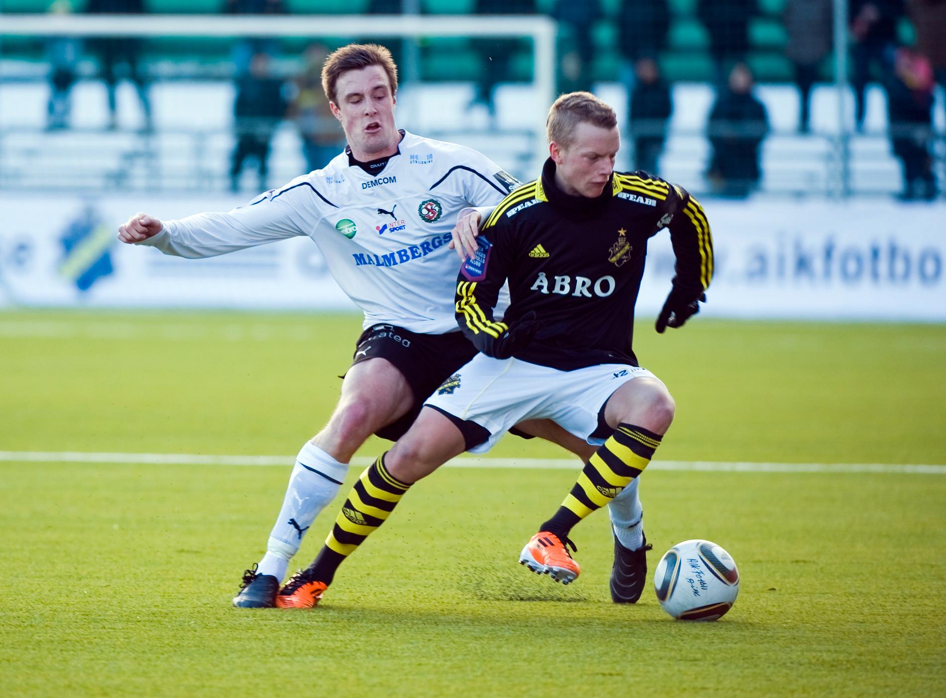 Daniel Gustavsson mot just Örebro under försäsongen.