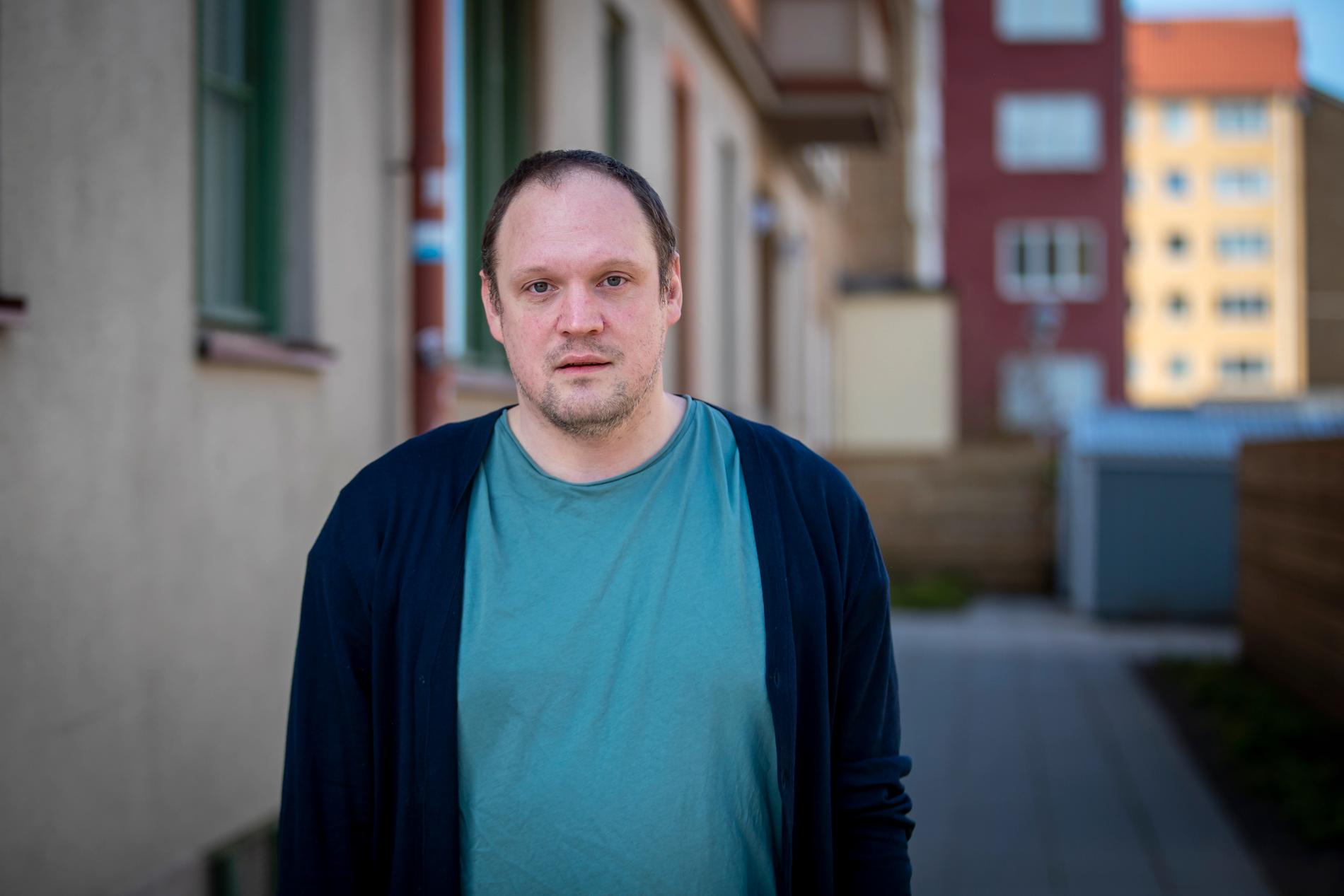 Komikern Jonatan Unge är krönikör i Aftonbladet