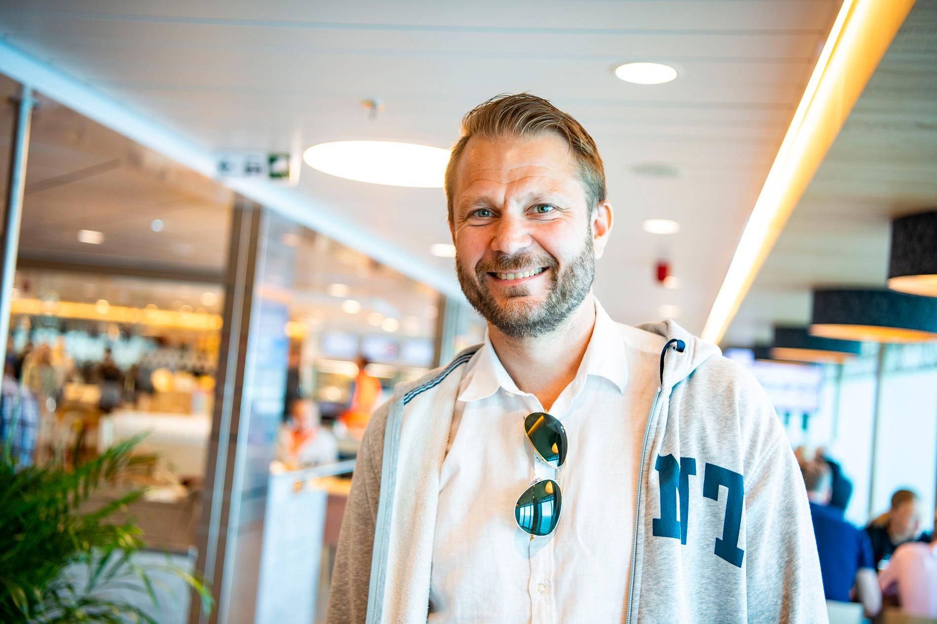 Anders Gustavsson är på väg till Gotland för att träffa sin son. 