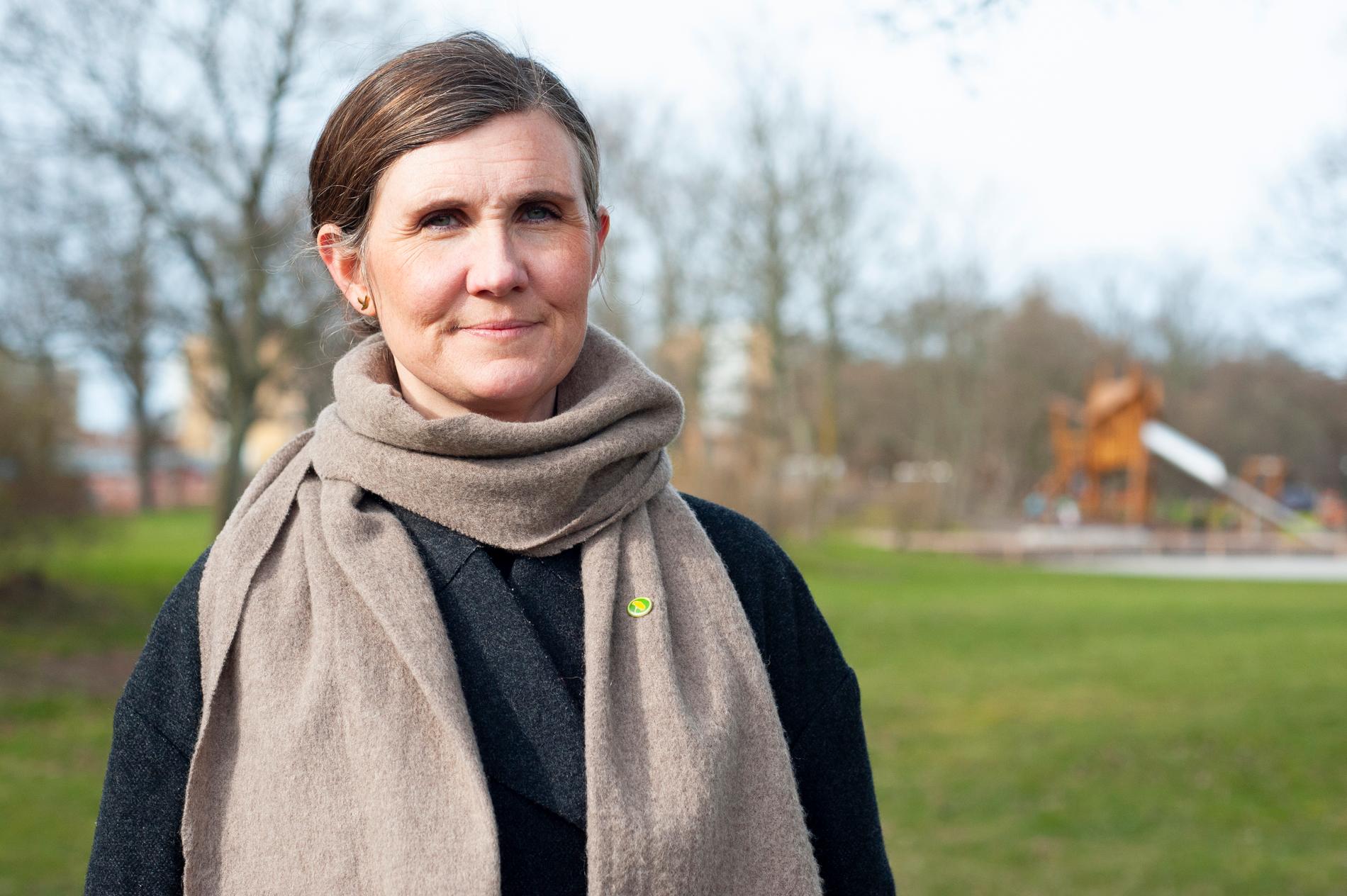 Märta Stenevi utmanar Emma Nohrén i striden om uppdraget som Miljöpartiets partisekreterare. 