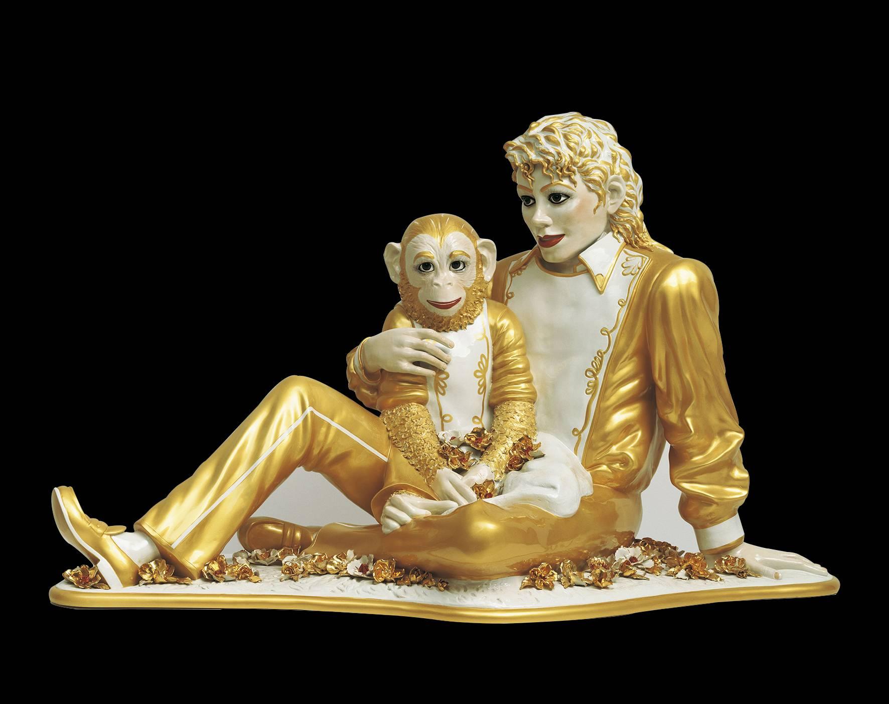 ETT GYLLENE FROSSERIJeff Koons frossar i guld och blomster i sin skulptur av Michael Jackson och apan Bubbles.