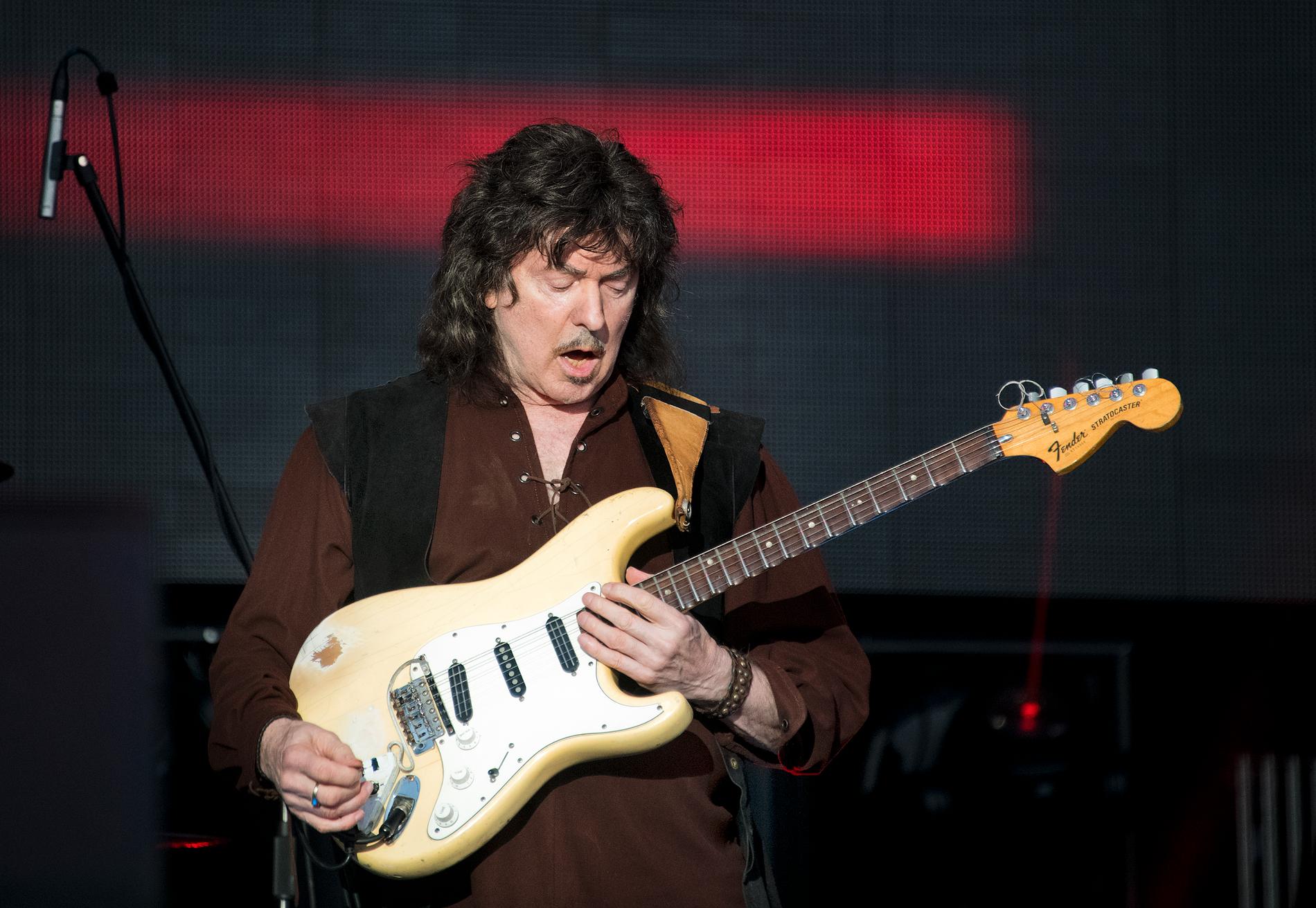 På tidningen Rolling Stones lista över de 250 bästa gitarristerna genom tiderna hamnar Ritchie Blackmore på plats 75. Bild från Sweden Rock Festival 2019.