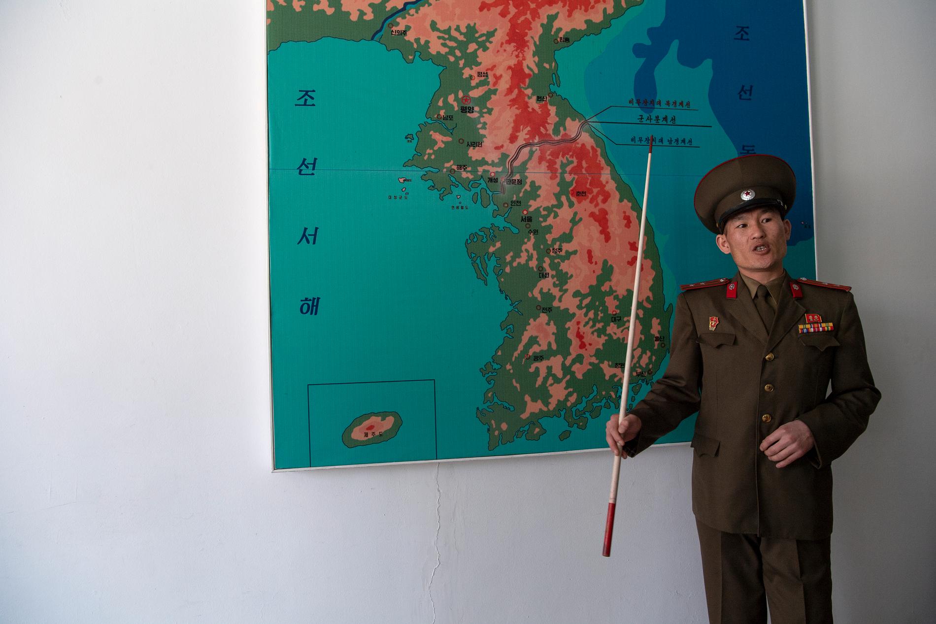 Krig kan bryta ut när som helst på Koreahalvön, säger överstelöjtnanten Hyong Nuyong Jin