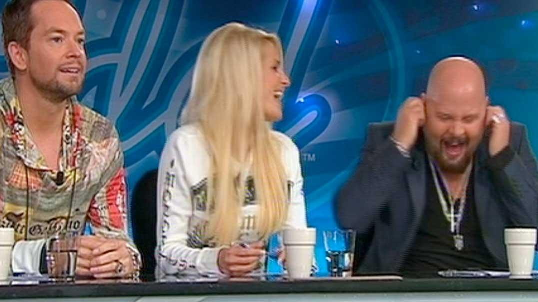 Anders Bagge är inte road av äppelätandet. Det är däremot hans jury-kompisar. Foto: TV4