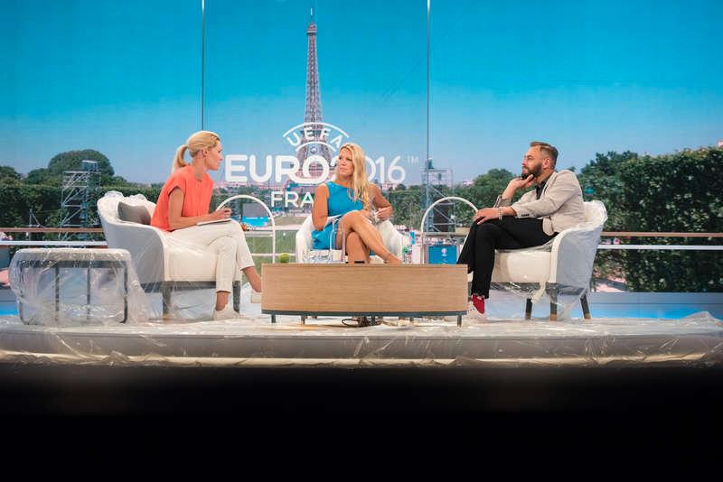 EM 2016 i Frankrike, TV4:s EM-studio. Hanna Marklund, Anna Brolin, och Olof Lund.