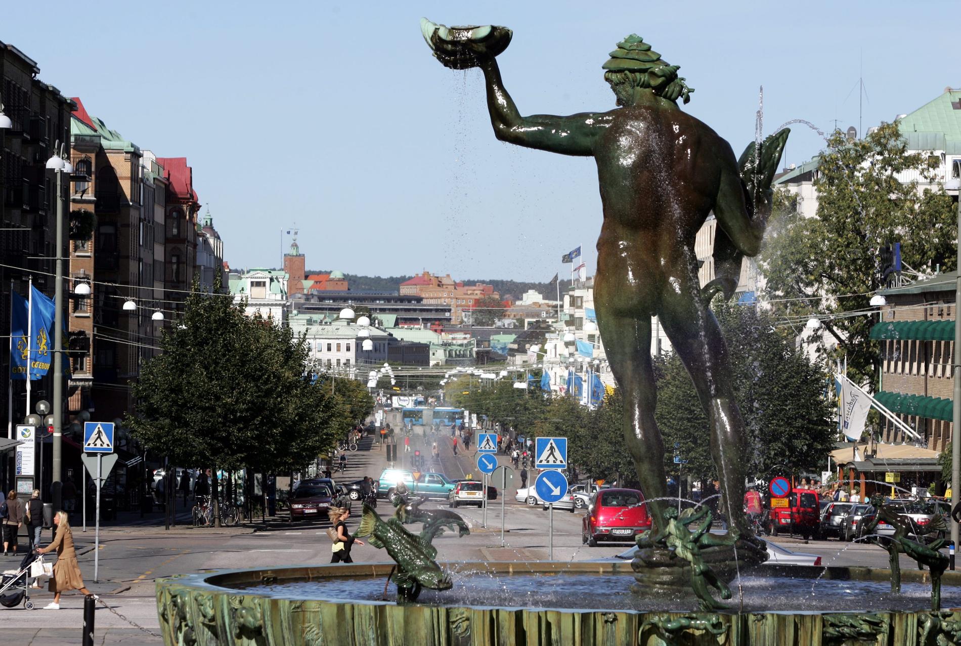 Poseidon och Avenyn i centrala Göteborg. 
