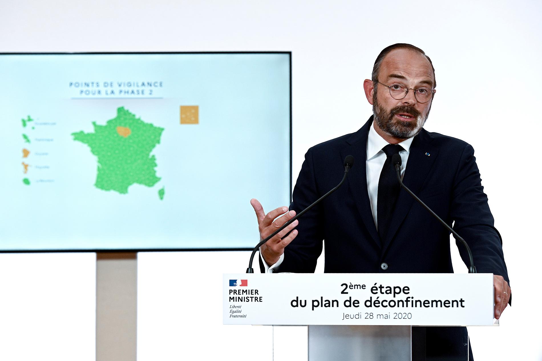 Frankrikes premiärminister Édouard Philippe meddelar i ett tv-anförande att det från och med tisdag den 2 juni kommer att vara tillåtet att gå på krogen igen i Frankrike.