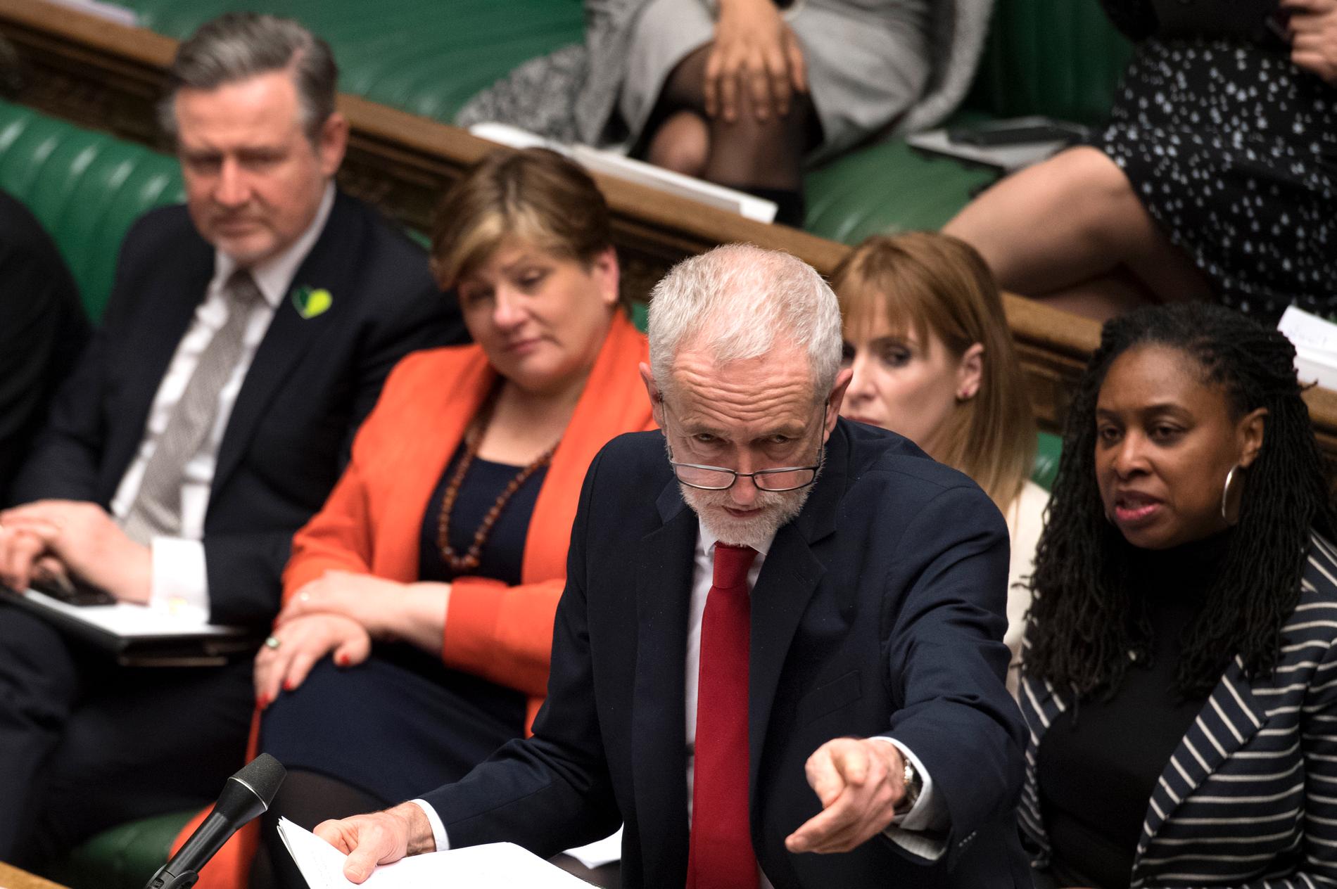 Jeremy Corbyn i parlamentet på tisdagen inför omröstningen.