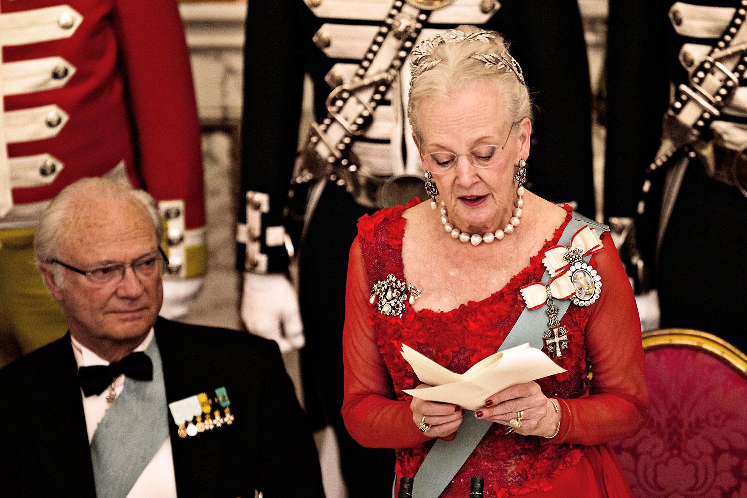 Kungen med sin kusin, Danmarks drottning Margrethe.