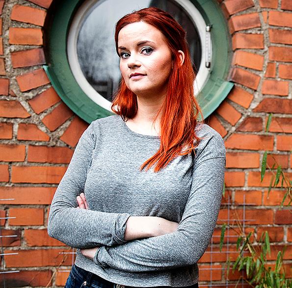 Nanna Johansson (född 1986), serietecknare, radioprogramledare och författare.