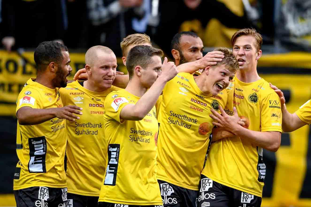 Elfsborgs Joakim Nilsson jublar efter 3-0.