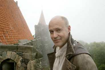 SVT:s dokusåpa "Riket" spelas in på den medeltida borgen Grodziec i sydvästra Polen med Stefan Sauk som programledare. Men Polen har fler slott att njuta av.