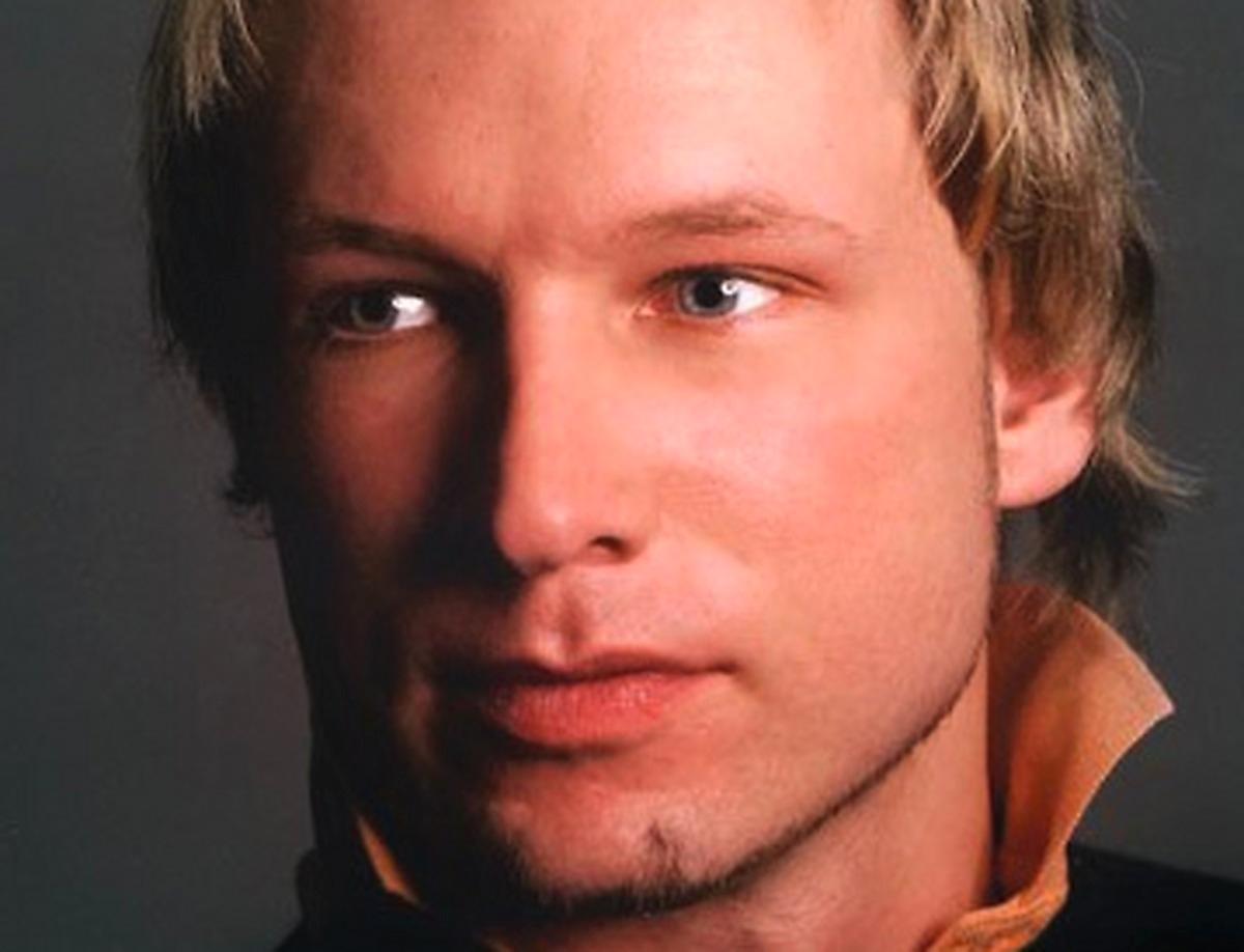 Den misstänkte Anders Behring Breivik, 32, tillhör den högerextremistiska miljön på det norska Østlandet.