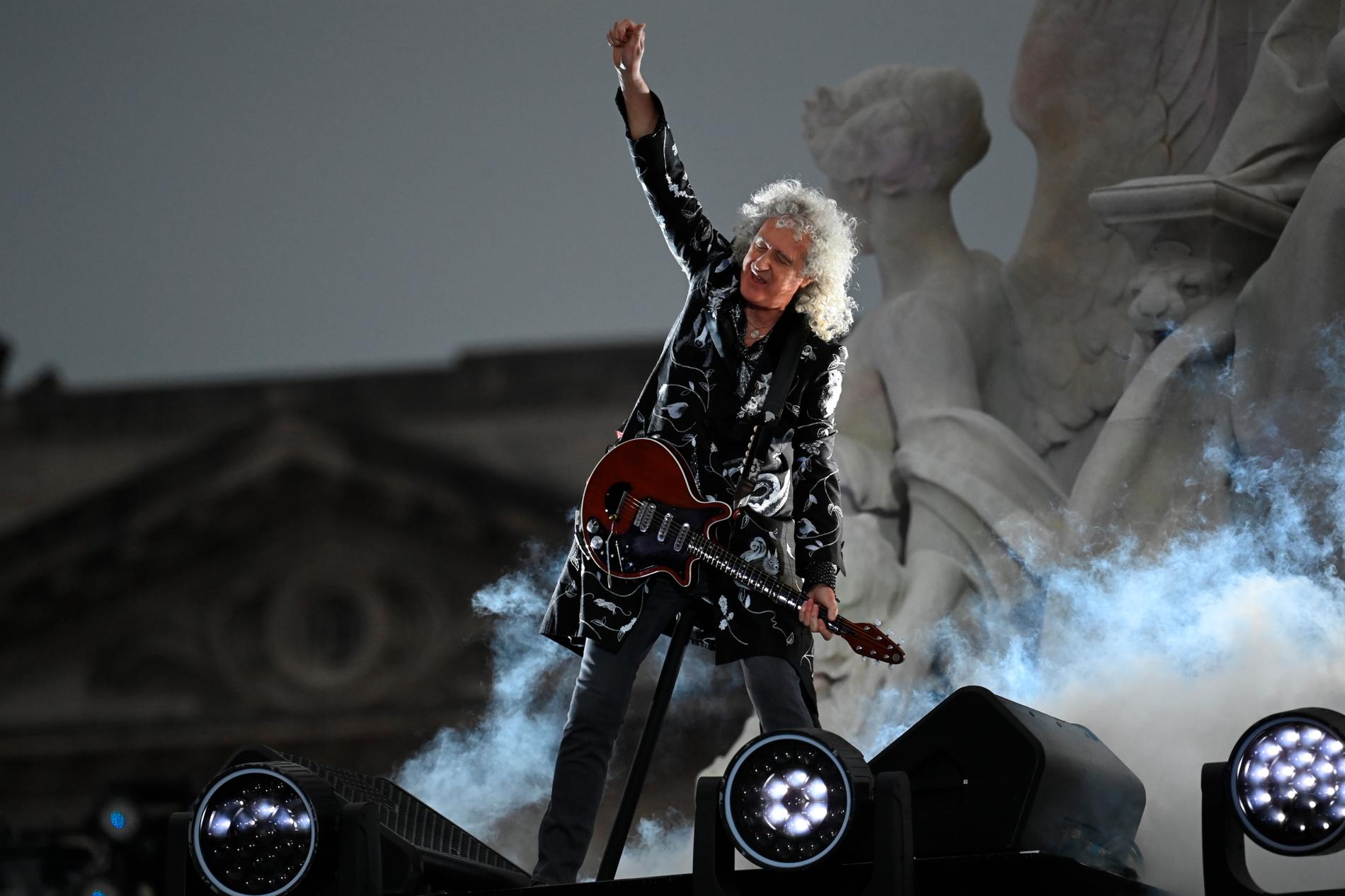 Queens gitarrist Brian May var med och öppnade konserten.