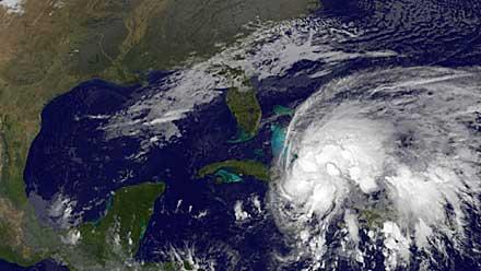 Stormen närmar sig Florida.
