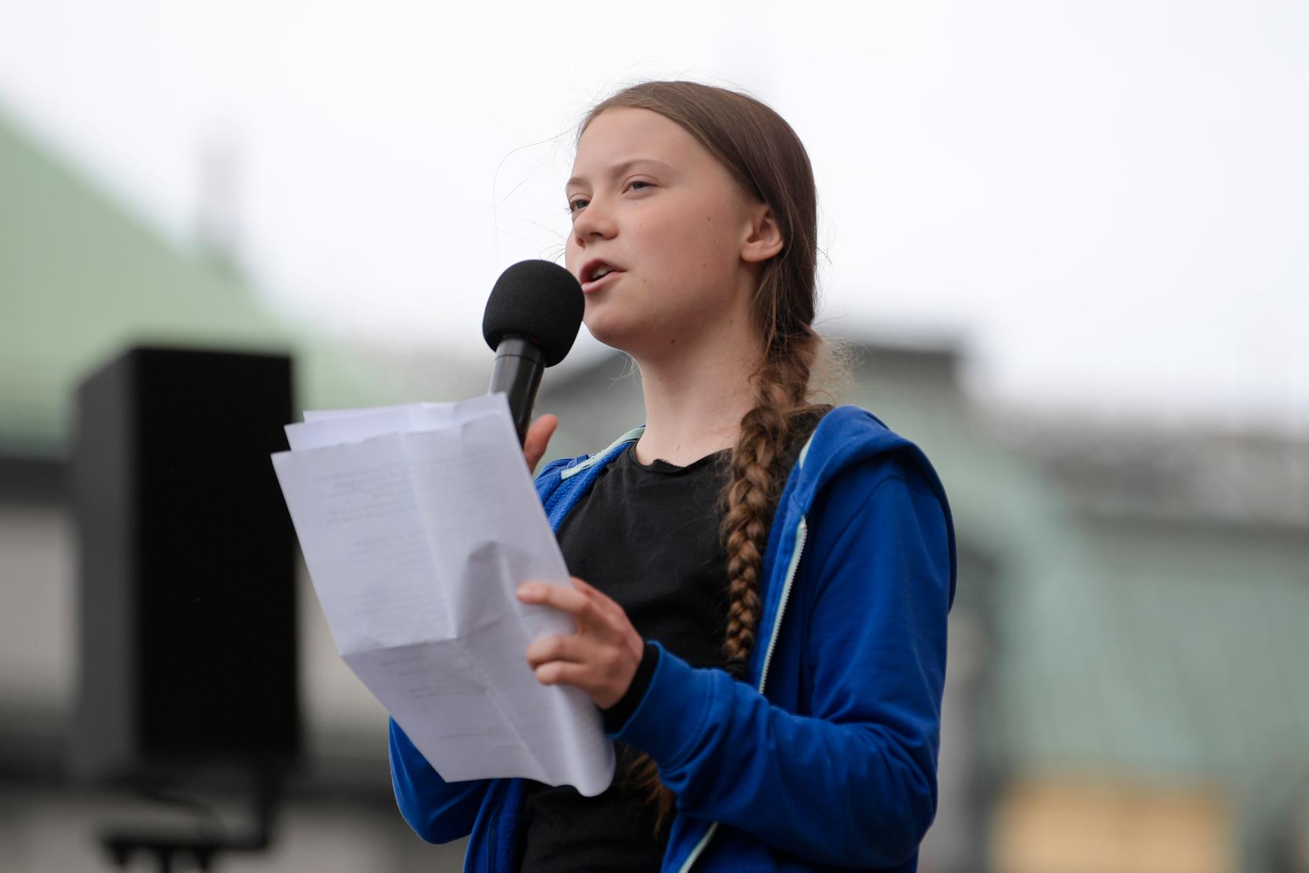 Greta Thunberg höll tal i Kungsträdgården under den globala strejken för klimatet.