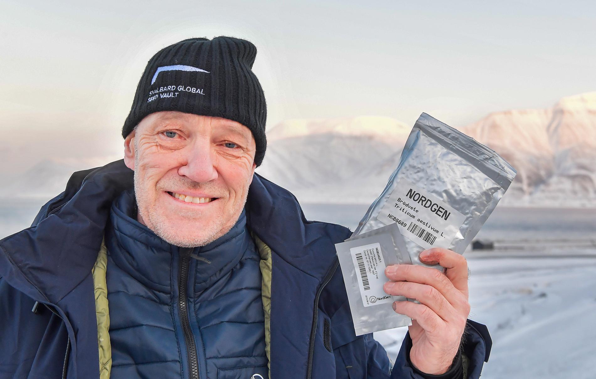 Åsmund Asdal är koordinator för det globala frövalvet på Svalbard.