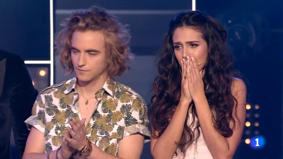 I spanska Melodifestivalen blev det först oavgjort mellan Manel Navarro och Mirela Cabero García. Mirelas låt har en svensk låtskrivare.
