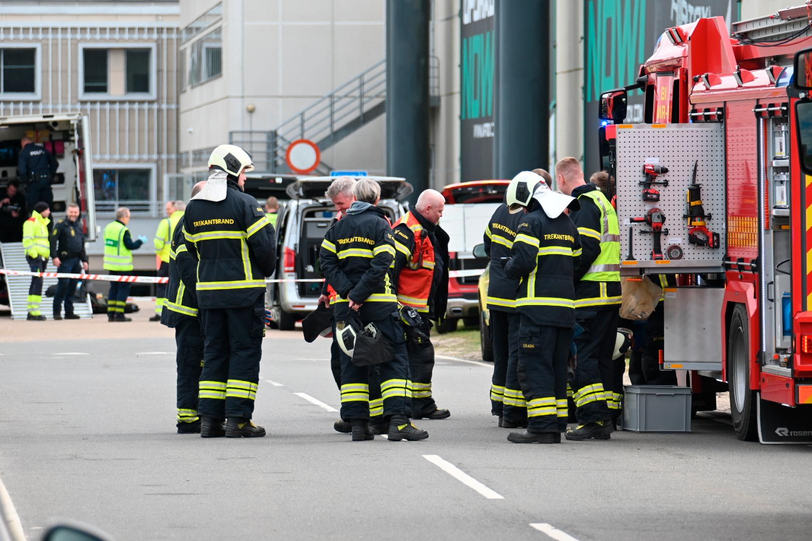 Räddningstjänsten på plats vid Billunds flygplats.