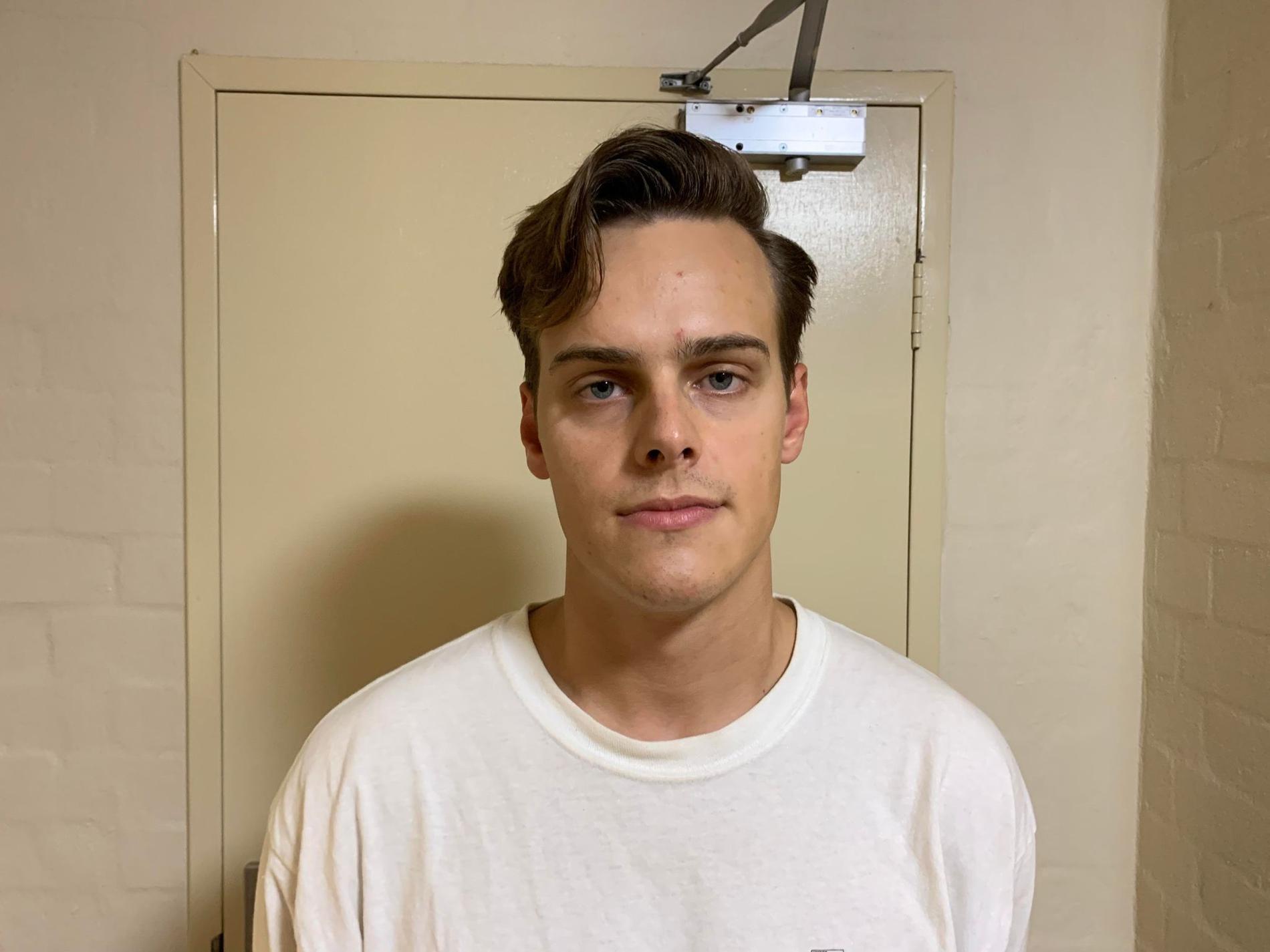 Svenske studenten svenske Jakob Hasselqvist Haglund, 24, bor söder om Sydney. De senaste veckorna har mångmiljonstaden och närliggande områden drabbats av extrema skyfall och de kommande dagarna väntas vädret bli värre. 