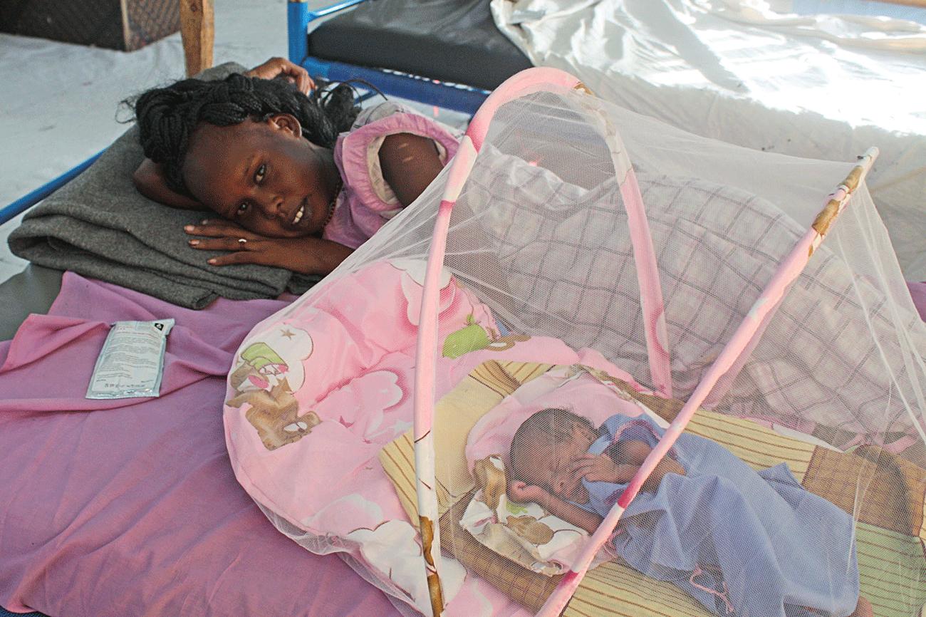 16-åriga Alha Papiti påträffades av Läkare utan Gränser i ett flyktingläger i Malakal i Sydsundan våras. Hon led av kala azar, en parasitsjukdom som är dödlig i nio fall av tio om man inte får vård.