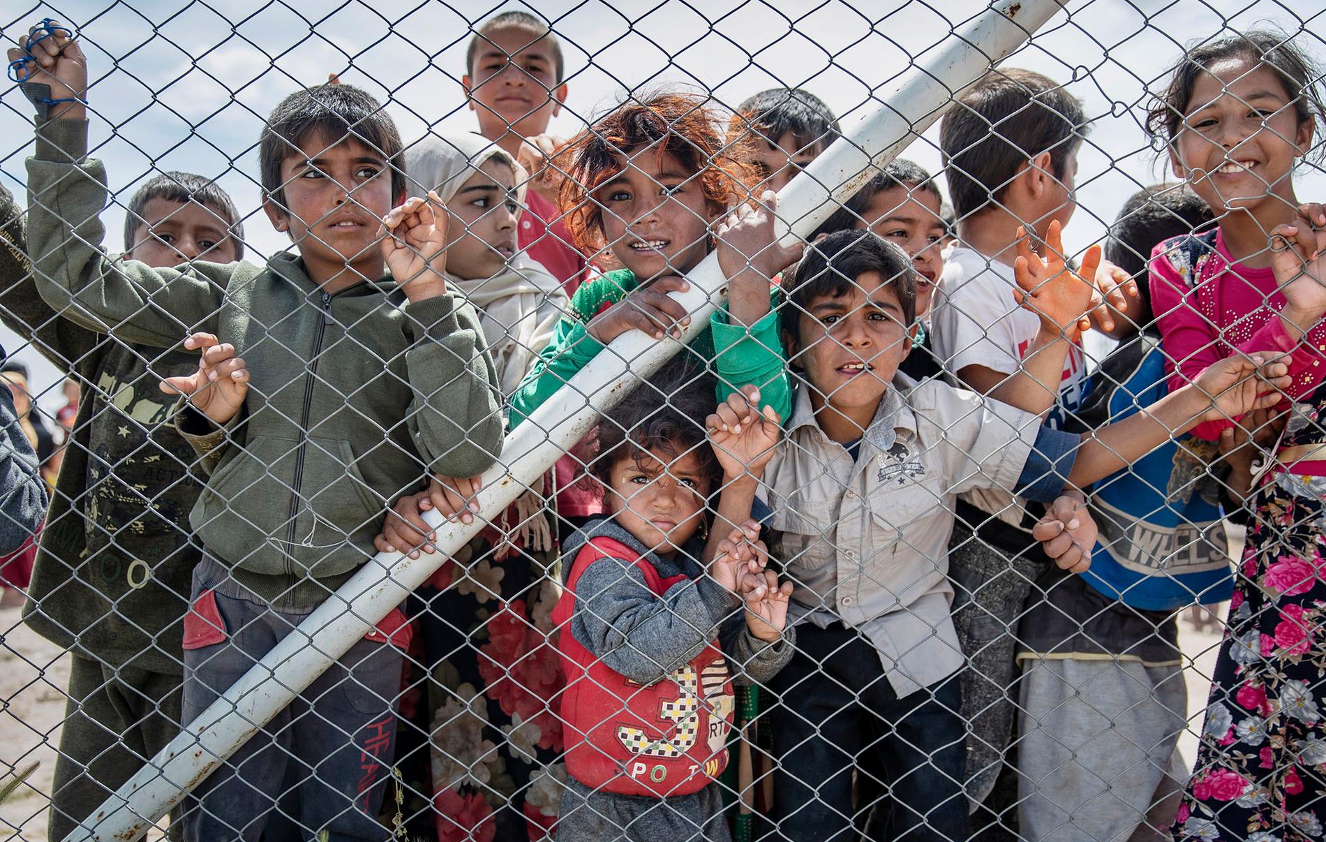 Barn hålls fångna i al-Hol-lägret i Syrien i väntan på beslut om vart de ska ta vägen.