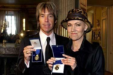 Per Gessle och Marie Fredriksson efter medaljutdelningen på Slottet, där de fick medaljer av 8:e storleken i högblått band "För uppskattade insattser i Sverige och Internationellt som musikgruppen Roxette".