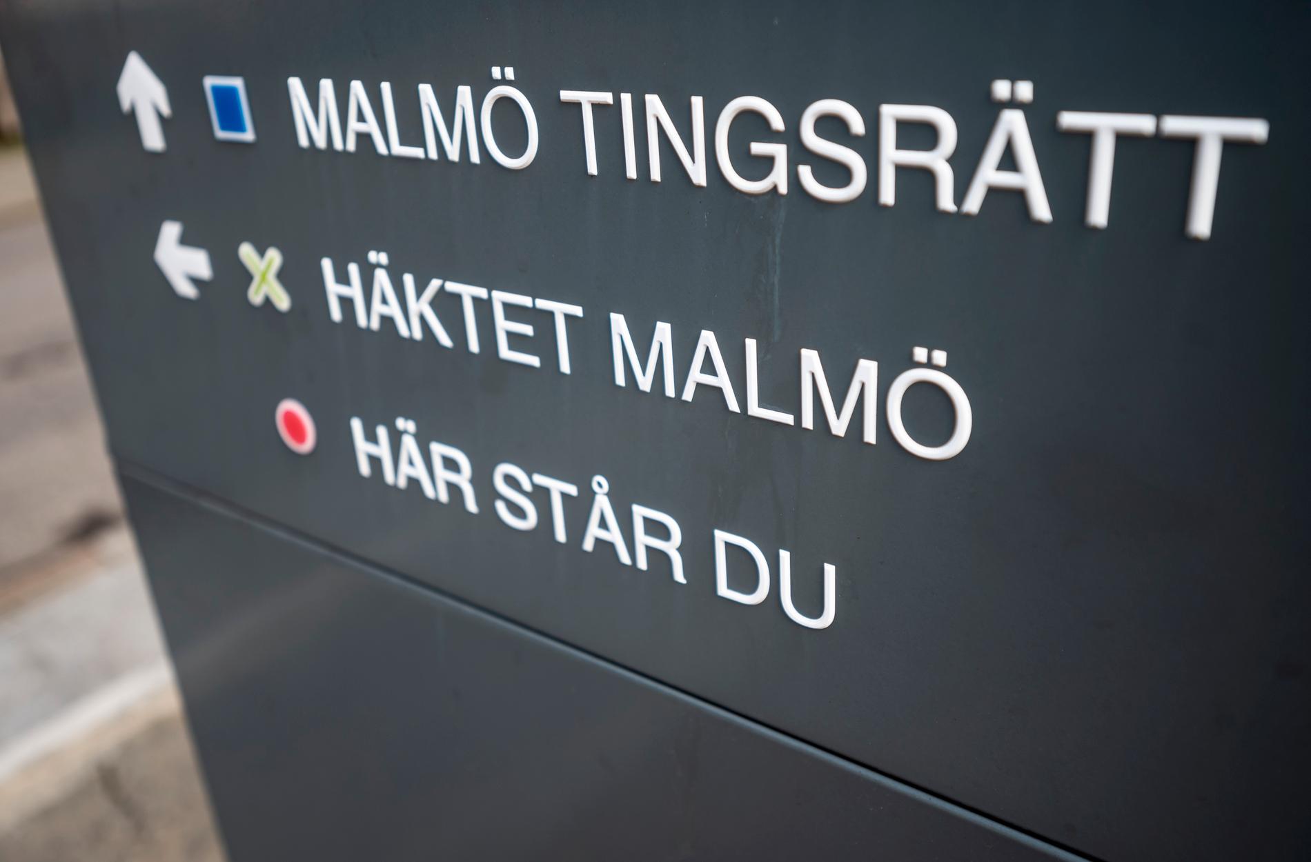 Nu meddelar Malmö tingsrätt domen efter en dödskjutning på Holma torg i mars förra året. Arkivbild.