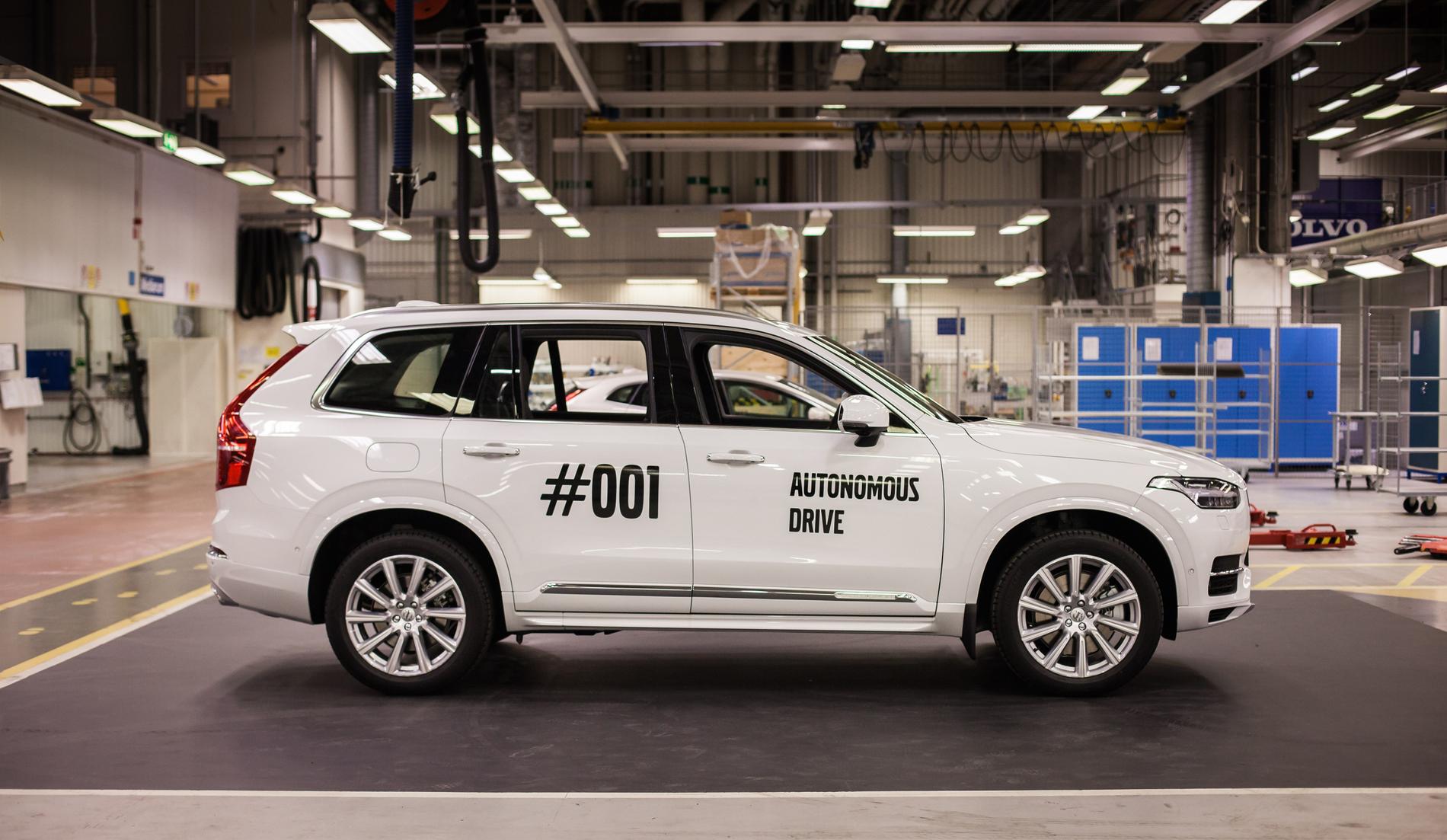Den första Volvon till ett projekt med självkörande bilar i Göteborg tillverkades 2016. Nu är målet att en Volvo av tre som säljs ska vara självkörande, från omkring år 2025. Arkivbild.