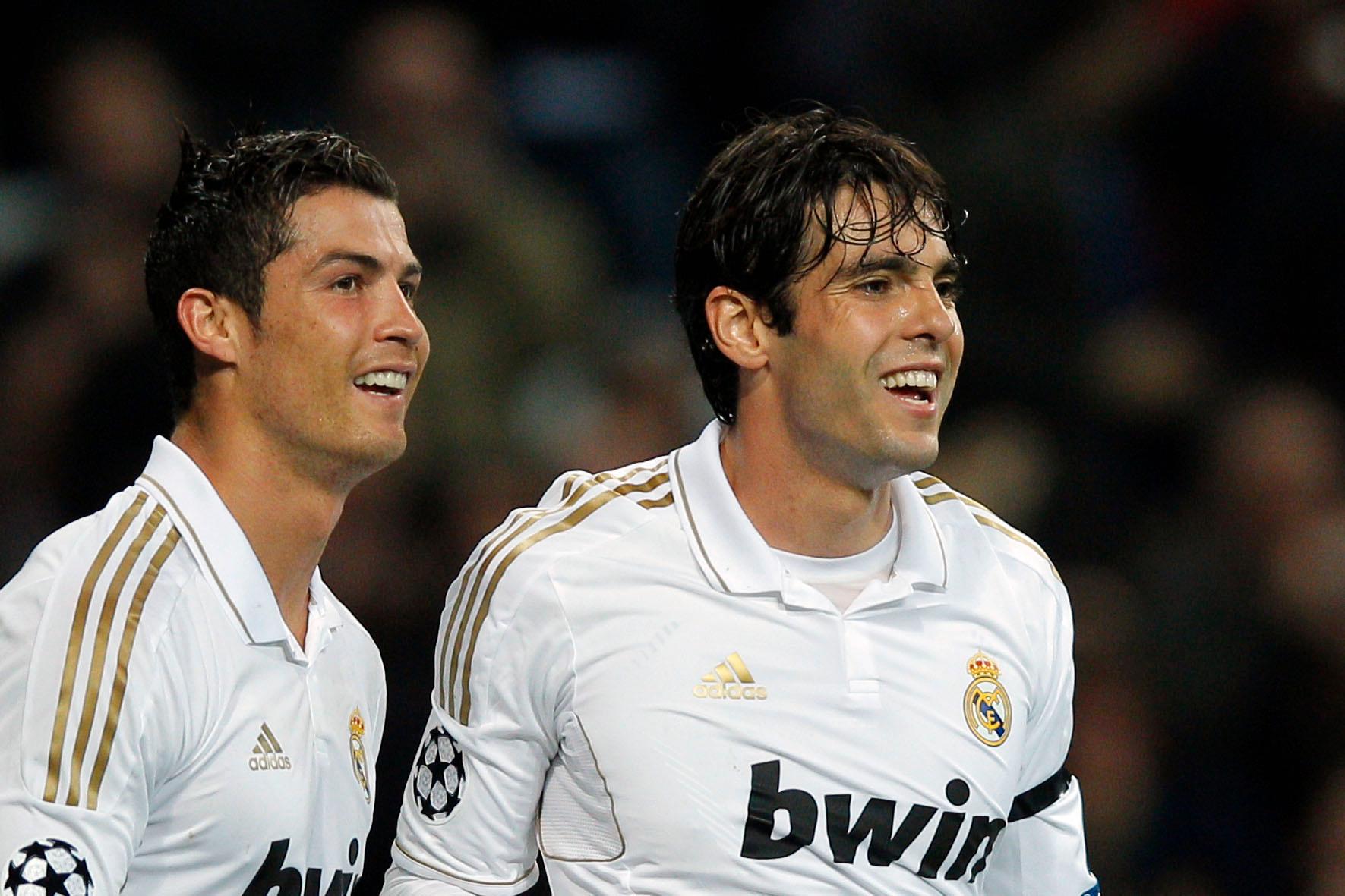 Kaká (till höger) lämnar Cristiano Ronaldo och Real Madrid?