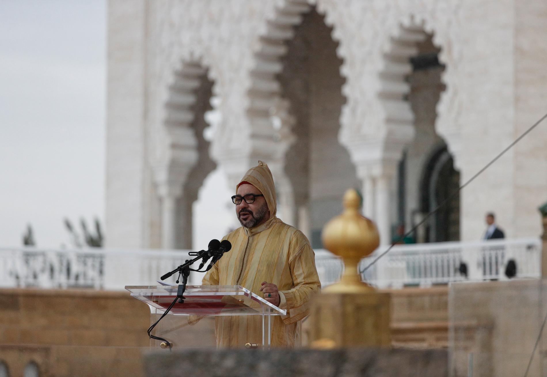 Kung Mohammed VI i samband med ett tal under påve Franciskus besök i våras. Arkivbild.