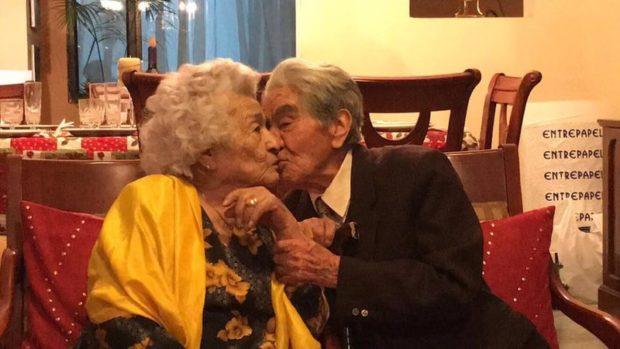 Paret har varit gifta i 79 år.