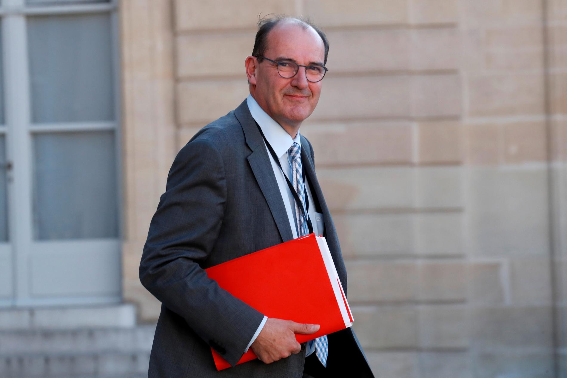 Jean Castex utses till ny premiärminister. 