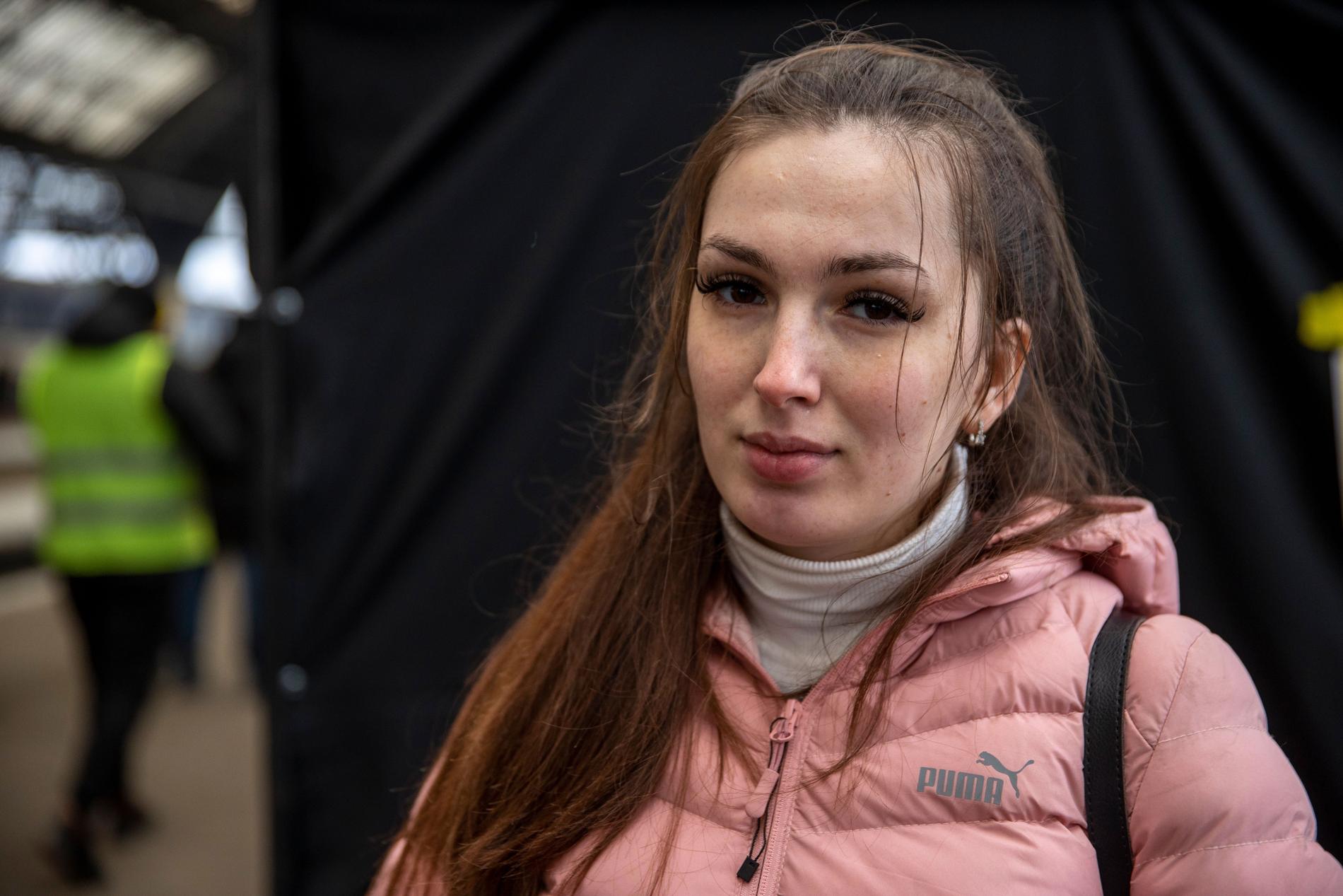 Oksana Dubile, 20, har just anlänt med sonen Serhiy, 2 från Kryvyi Rih.