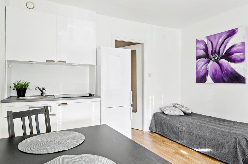 Lägenhet på Ringvägen 6 i Västerhaninge på 20 kvadratmeter. Utgångspris: 995 000 kronor. Säljs via Svensk Fastighetsförmedling. 