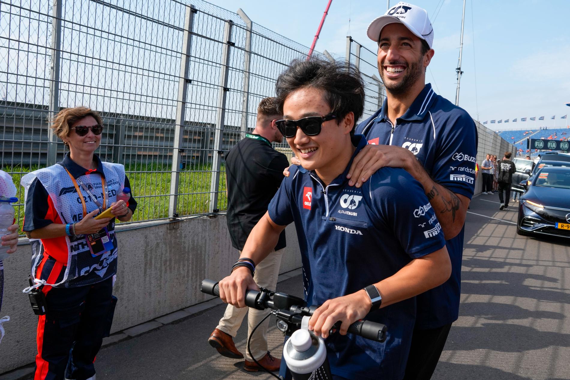Tsunoda och Ricciardo kör för AlphaTauri