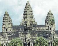 Det mycket välbevarade Angkor Wat är diamanten bland de talrika Angkortemplen nära Siem Reap.